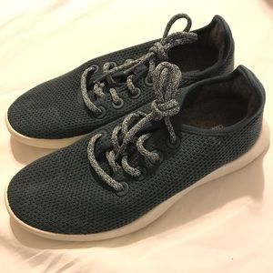 All birds tree runners blue minimal shoe size 8